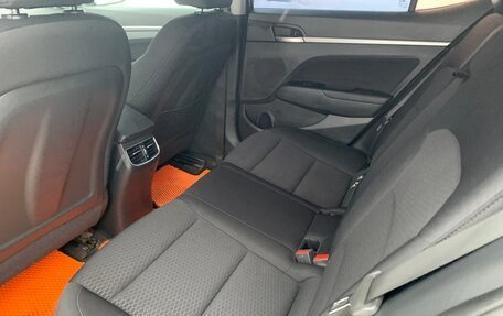 Hyundai Elantra VI рестайлинг, 2019 год, 1 150 000 рублей, 6 фотография