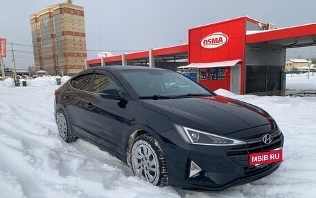 Hyundai Elantra VI рестайлинг, 2019 год, 1 150 000 рублей, 3 фотография