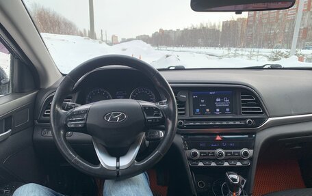 Hyundai Elantra VI рестайлинг, 2019 год, 1 150 000 рублей, 14 фотография