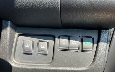 Nissan Serena IV, 2016 год, 1 890 000 рублей, 12 фотография