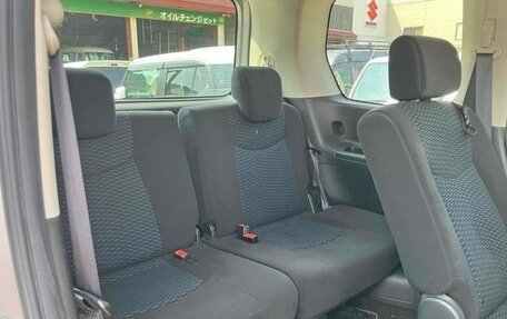 Nissan Serena IV, 2016 год, 1 890 000 рублей, 17 фотография