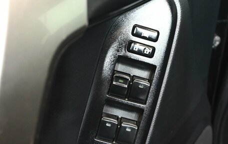 Toyota Land Cruiser Prado 150 рестайлинг 2, 2013 год, 3 850 000 рублей, 12 фотография