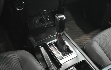 Toyota Land Cruiser Prado 150 рестайлинг 2, 2013 год, 3 850 000 рублей, 13 фотография