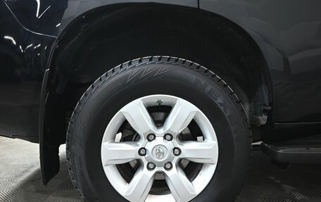 Toyota Land Cruiser Prado 150 рестайлинг 2, 2013 год, 3 850 000 рублей, 15 фотография