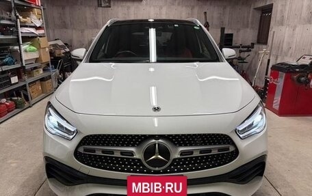 Mercedes-Benz GLB, 2022 год, 2 130 000 рублей, 2 фотография