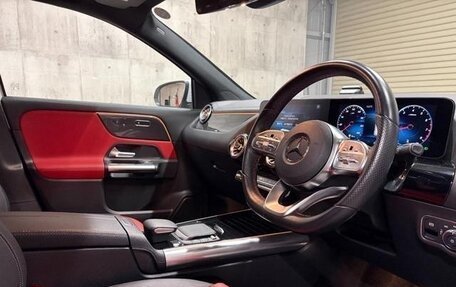 Mercedes-Benz GLB, 2022 год, 2 130 000 рублей, 12 фотография