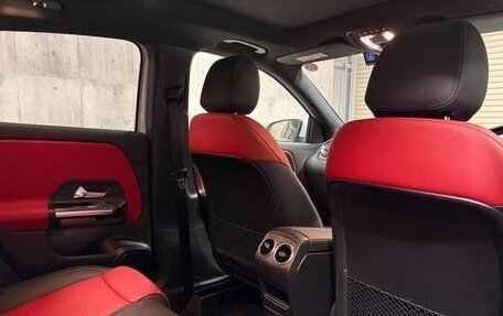 Mercedes-Benz GLB, 2022 год, 2 130 000 рублей, 18 фотография