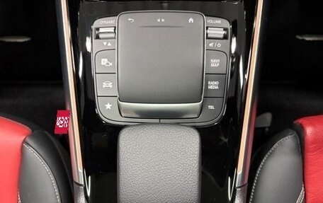 Mercedes-Benz GLB, 2022 год, 2 130 000 рублей, 16 фотография