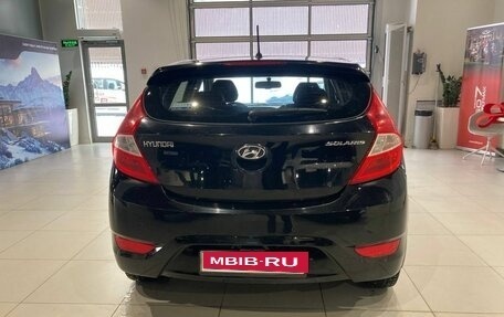 Hyundai Solaris II рестайлинг, 2013 год, 835 000 рублей, 5 фотография