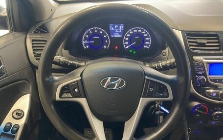 Hyundai Solaris II рестайлинг, 2013 год, 835 000 рублей, 14 фотография