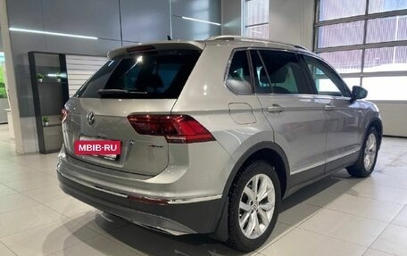 Volkswagen Tiguan II, 2019 год, 3 450 000 рублей, 4 фотография