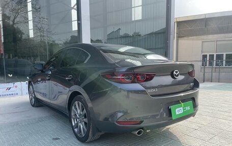 Mazda 3, 2021 год, 1 300 000 рублей, 4 фотография