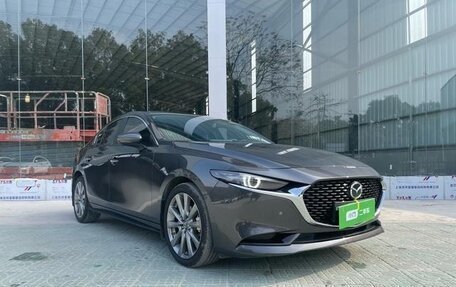 Mazda 3, 2021 год, 1 300 000 рублей, 3 фотография