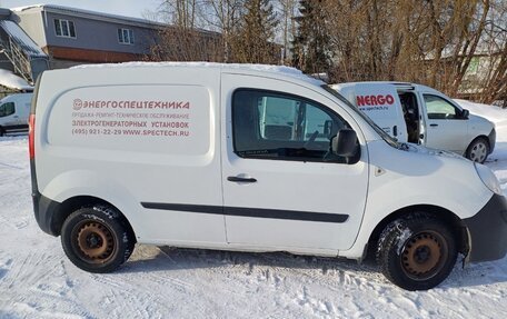 Renault Kangoo II рестайлинг, 2011 год, 550 000 рублей, 3 фотография