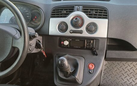 Renault Kangoo II рестайлинг, 2011 год, 550 000 рублей, 4 фотография