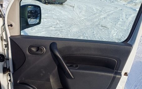 Renault Kangoo II рестайлинг, 2011 год, 550 000 рублей, 6 фотография