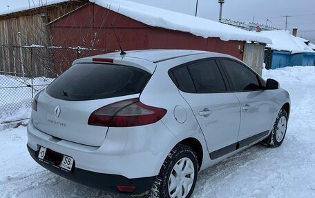 Renault Megane III, 2013 год, 915 000 рублей, 5 фотография