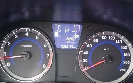 Hyundai Solaris II рестайлинг, 2015 год, 1 300 000 рублей, 9 фотография