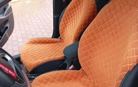 Hyundai Solaris II рестайлинг, 2015 год, 1 300 000 рублей, 24 фотография