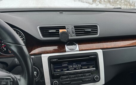 Volkswagen Passat B7, 2011 год, 1 180 000 рублей, 7 фотография