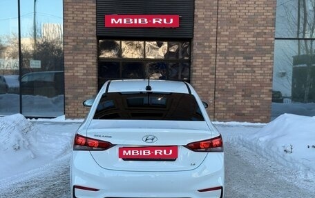 Hyundai Solaris II рестайлинг, 2017 год, 890 000 рублей, 7 фотография