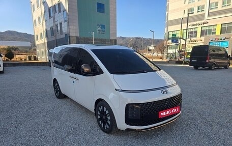 Hyundai Staria, 2025 год, 10 790 000 рублей, 3 фотография