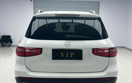 Mercedes-Benz GLB, 2022 год, 2 500 000 рублей, 4 фотография