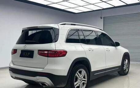 Mercedes-Benz GLB, 2022 год, 2 500 000 рублей, 6 фотография