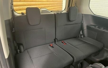 Nissan Serena, 2025 год, 3 050 000 рублей, 20 фотография