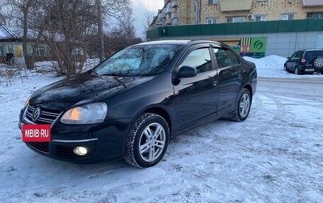 Volkswagen Jetta VI, 2009 год, 605 000 рублей, 2 фотография