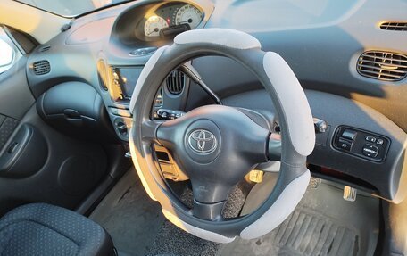 Toyota FunCargo, 2004 год, 550 000 рублей, 8 фотография