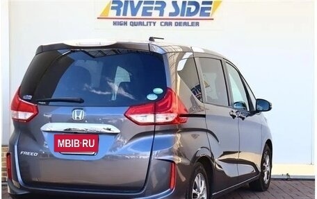 Honda Freed II, 2018 год, 965 000 рублей, 5 фотография