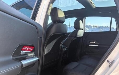 Mercedes-Benz GLA, 2021 год, 1 980 000 рублей, 14 фотография