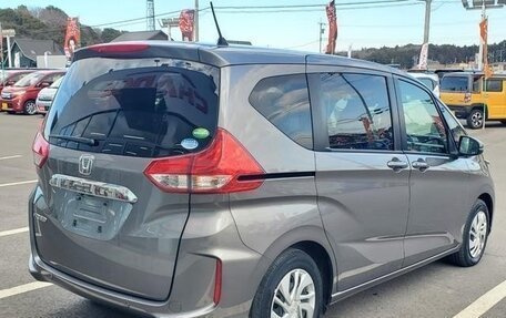 Honda Freed II, 2022 год, 1 070 000 рублей, 4 фотография