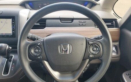 Honda Freed II, 2022 год, 1 070 000 рублей, 13 фотография