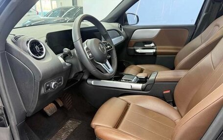 Mercedes-Benz GLB, 2021 год, 2 455 000 рублей, 10 фотография