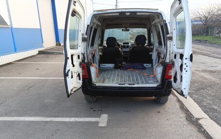 Peugeot Partner II рестайлинг 2, 2010 год, 400 000 рублей, 3 фотография