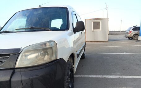 Peugeot Partner II рестайлинг 2, 2010 год, 400 000 рублей, 6 фотография