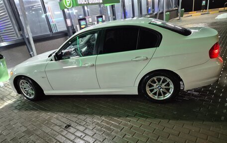BMW 3 серия, 2011 год, 920 000 рублей, 4 фотография