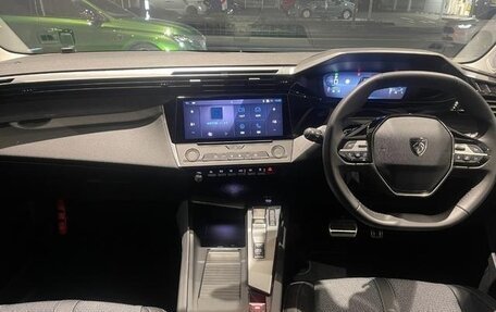 Peugeot 308, 2022 год, 1 800 000 рублей, 11 фотография