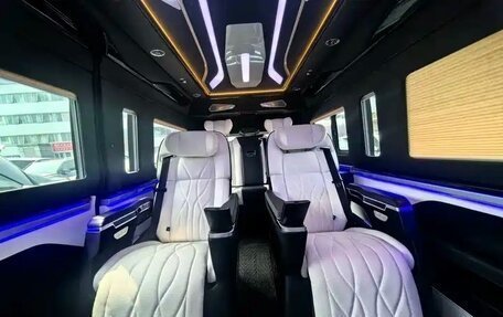 Toyota HiAce H300, 2023 год, 9 500 000 рублей, 16 фотография