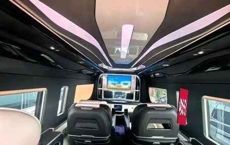 Toyota HiAce H300, 2023 год, 9 500 000 рублей, 17 фотография