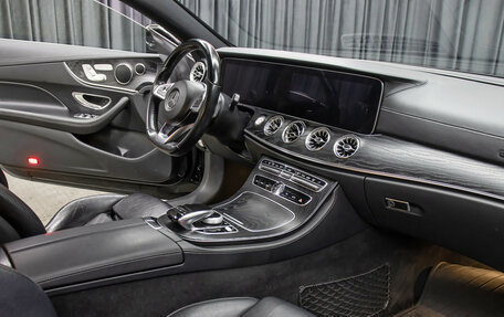 Mercedes-Benz E-Класс, 2018 год, 4 298 000 рублей, 10 фотография