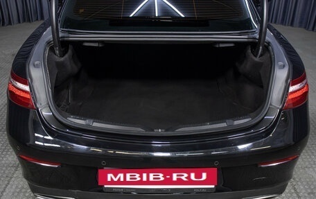 Mercedes-Benz E-Класс, 2018 год, 4 298 000 рублей, 9 фотография