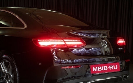 Mercedes-Benz E-Класс, 2018 год, 4 298 000 рублей, 26 фотография