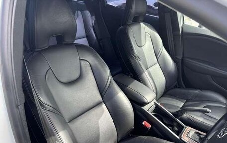 Volvo V60 I, 2017 год, 1 160 000 рублей, 11 фотография