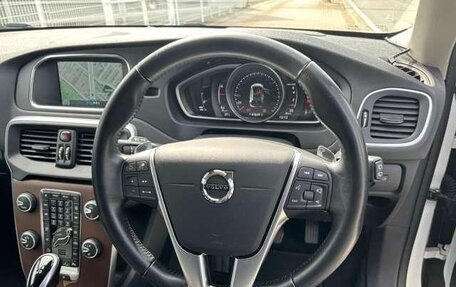 Volvo V60 I, 2017 год, 1 160 000 рублей, 13 фотография