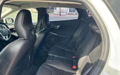 Volvo V60 I, 2017 год, 1 160 000 рублей, 16 фотография