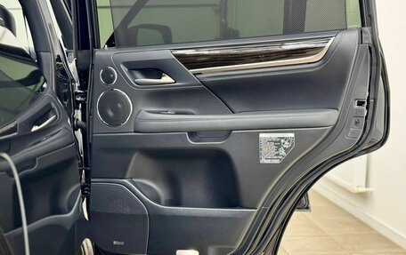 Lexus LX III, 2020 год, 12 500 000 рублей, 38 фотография