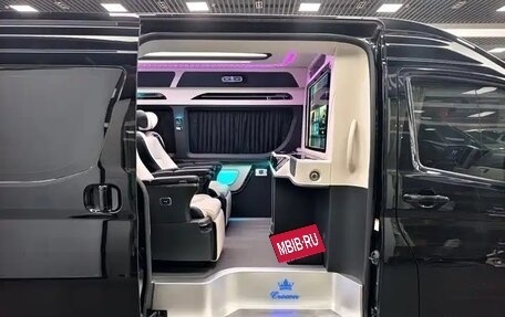 Toyota HiAce H300, 2024 год, 9 400 000 рублей, 10 фотография